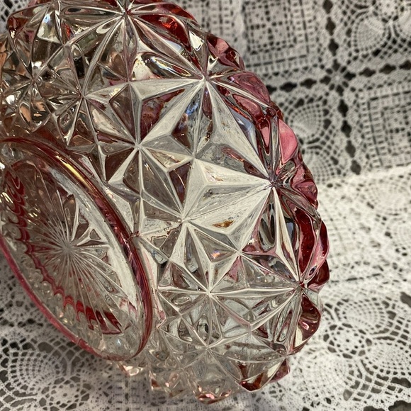 Vintage Williamsburg Ruby
Flashed cupped console Bowl - Picture 3 of 16